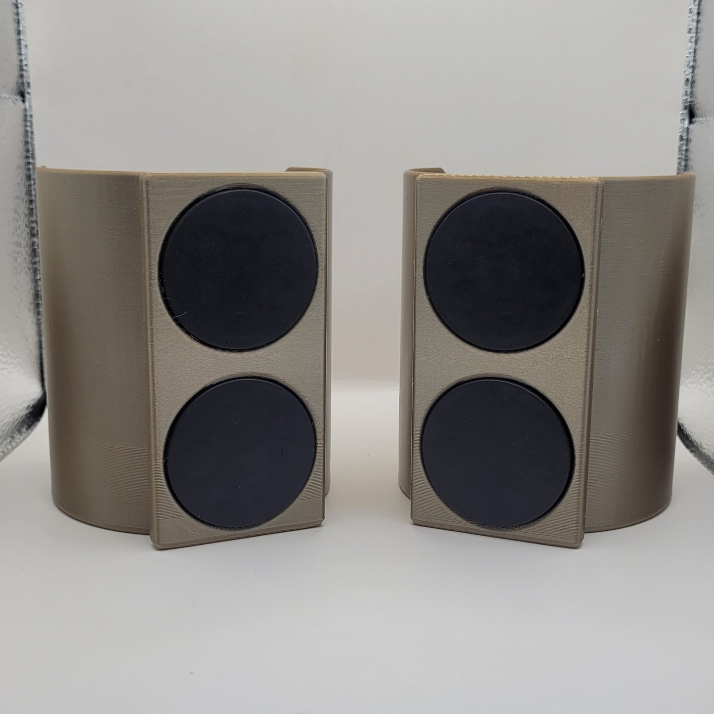 Grabby - Magnetic Cup Holder & Console