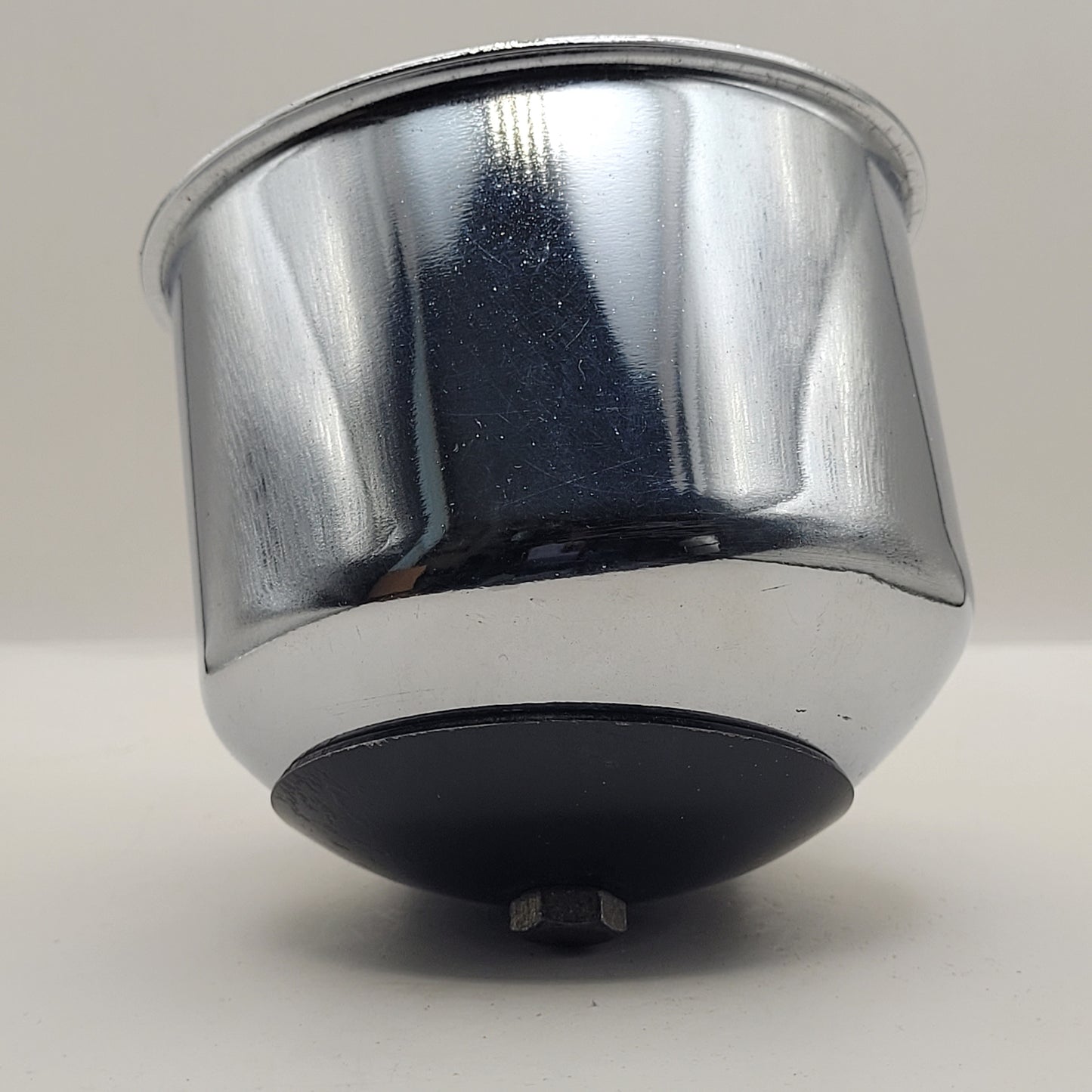 Chrome Pinch Cup - Very Good Condition